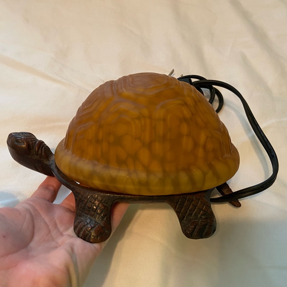 METAL AMBER TURTLE LAMP - Picture 11 of 14